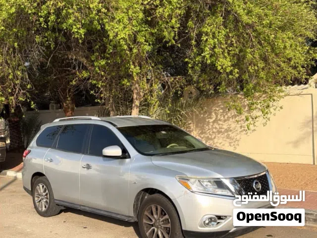 2014 نيسان باثفايندر SV