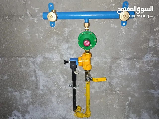 تركيبات أنابيب الغاز في البيت ولمطعام Gas work pipe fitting in restaurant and home
