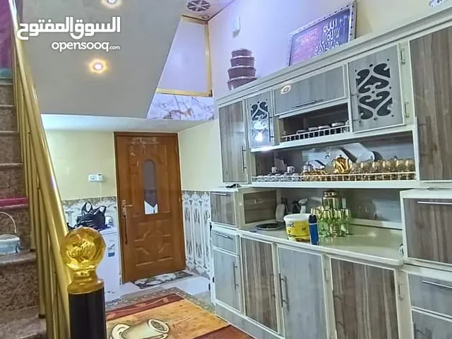 200 m2 4 Bedrooms Townhouse for Sale in Basra Abu Al-Khaseeb