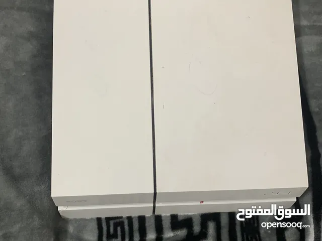 بلاستيشن 4 يوجد كافالا لمدة شهر واحد