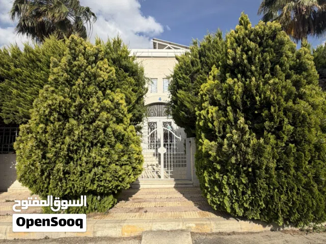 600 m2 More than 6 bedrooms Villa for Sale in Amman Dahiet Al-Nakheel