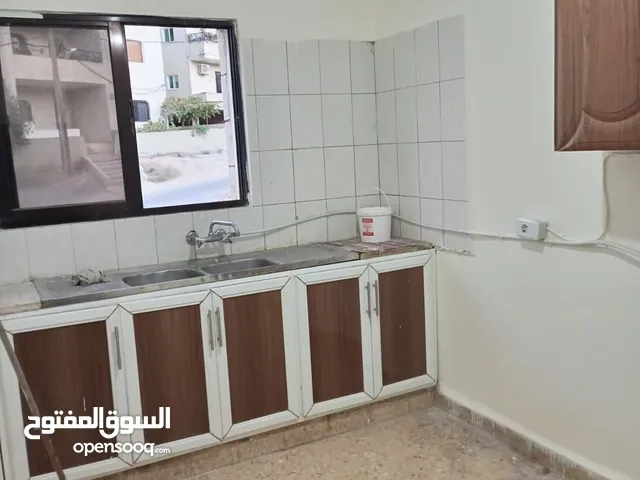 85 m2 4 Bedrooms Apartments for Sale in Al Karak Al-Marj