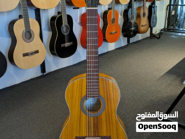 جيتار اسباني ادميرا توبا