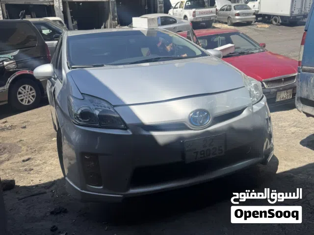 2014 تويوتا بريوس Prius