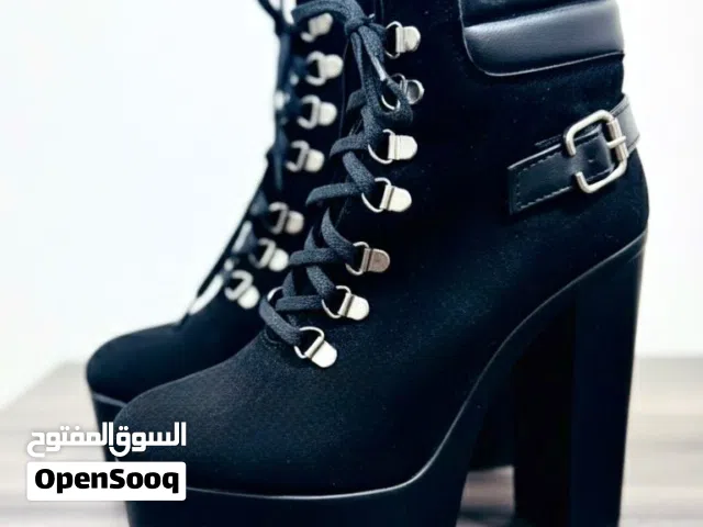 بوت كعب عالي أنيق - شبه جديد