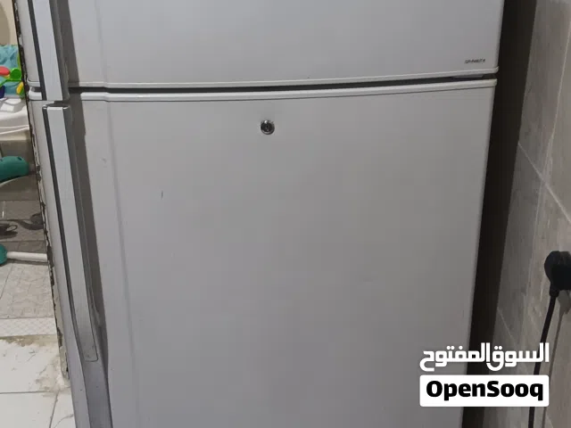 ثلاجه توشيبا استعمال خفيف النقل علي الشاري