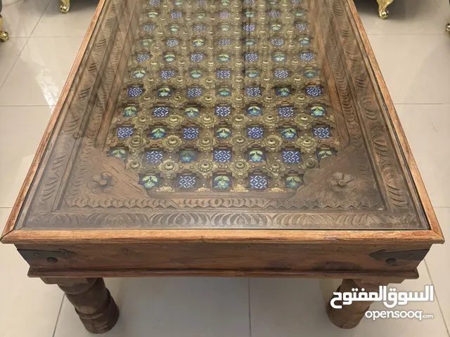 طاولة أنتيك  - Antique table