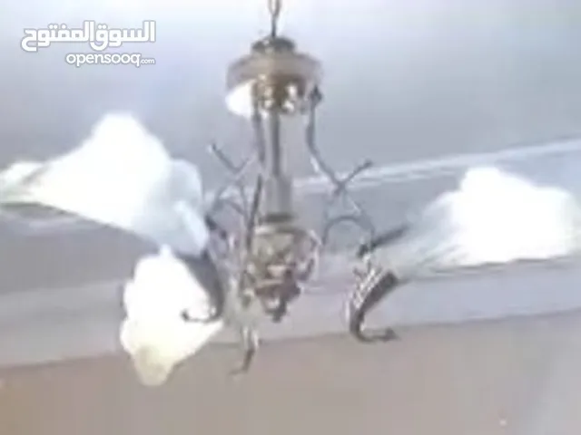 3 ثريات للبيع