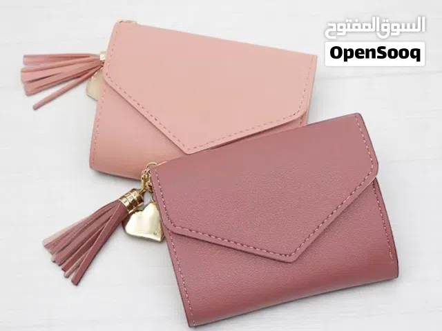 محفظة يد صغيرة من الجلد