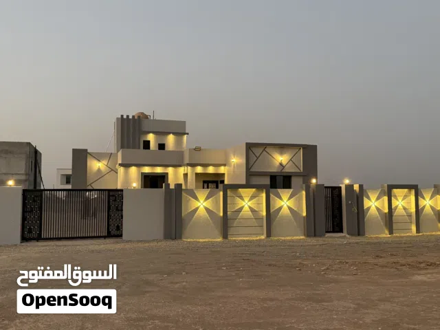 منزل للبيع في الرستاق / البشاير مقابل قاعدة المصنعه الجوية وبعد جسر الحزم