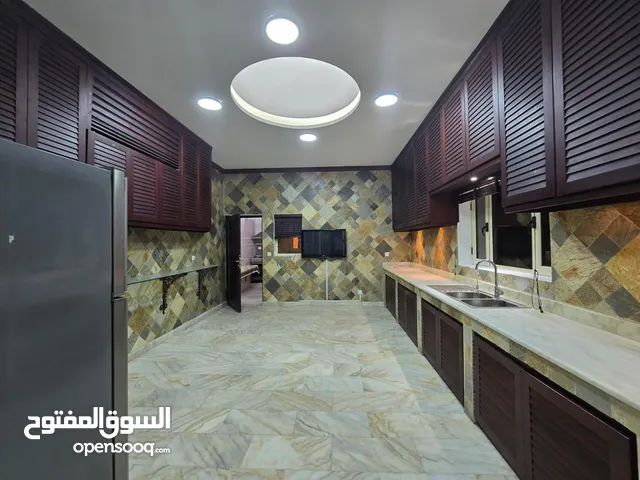 Villa for rent in Sanad with Elevator