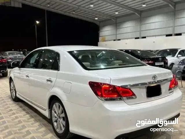 Toyota Avalon 2012 in Al Madinah