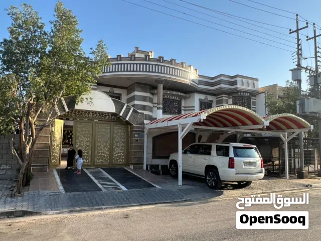 ڤلة للبيع في المعقل على شارع جنادين الرئيسي