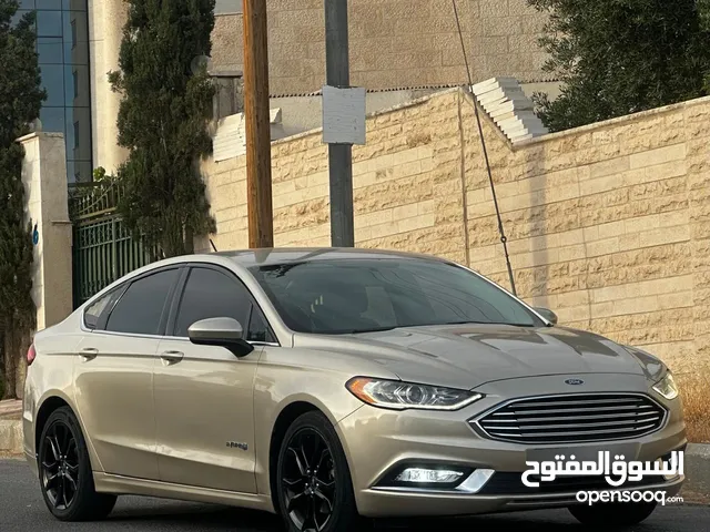 فورد فيوجن موديل 2017 لون شمباني كلين