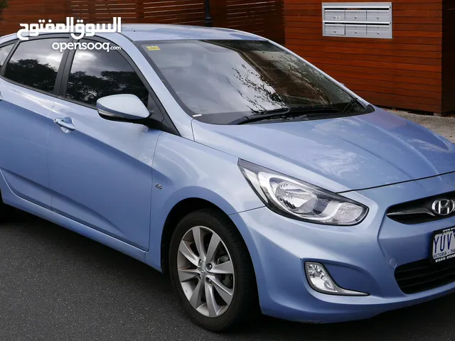 Hyundai accent 2015