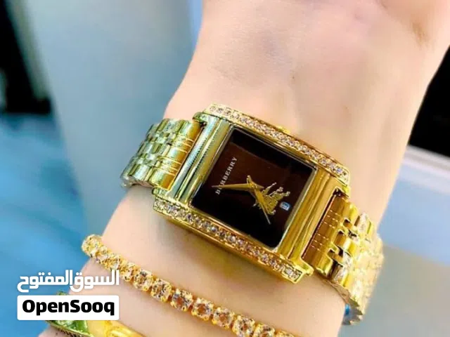 ساعة نسائي BURBERRY  حضور قوي