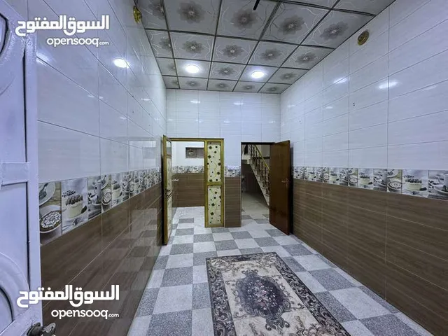 150 m2 5 Bedrooms Townhouse for Rent in Basra Hai Al-Zuhor