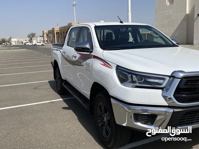 Toyota Hilux 2023 in Al Ain