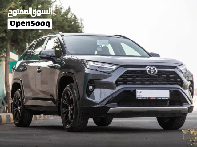 2025 تويوتا راف فور XLE