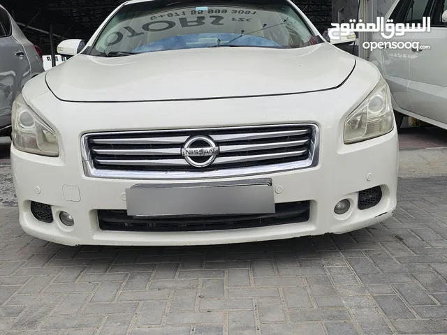 نيسان مكسيما بلاتينيوم فل مواصفات فتحه سقف خليجي مالك اول من الوكاله نضيف جدا بدون حوادث