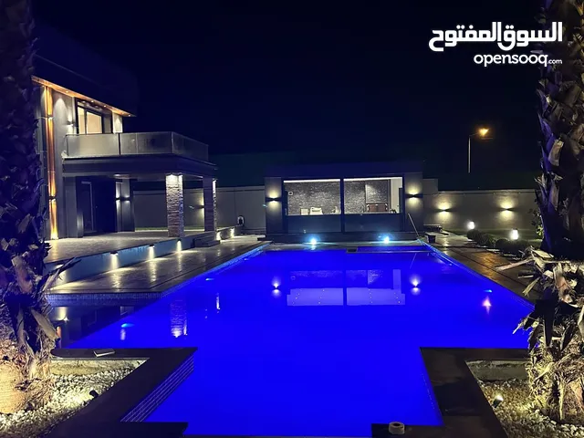 400 m2 More than 6 bedrooms Villa for Sale in Istanbul Büyükçekmece