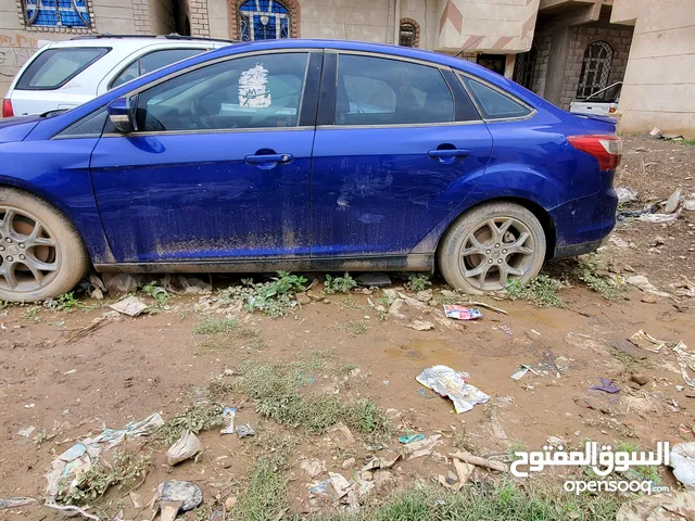 فورد 2013 اربعه بستون بترول النوع فوكس