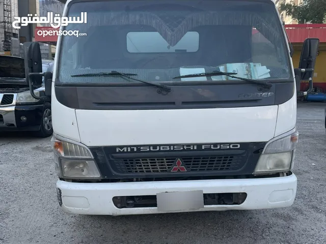 متسوبيشي هافلوري 2011صندوق شاصي خمسه متر
