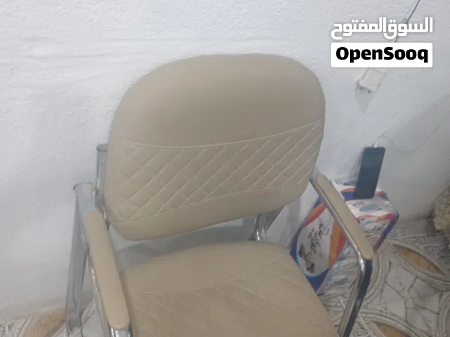 مثرامات ثنين قايش كبير وصغير وحده وحده ستيل ومثرامه زلاطه وميز كاشير وكرسي كلمن وسعره وحته شلعه ابيع