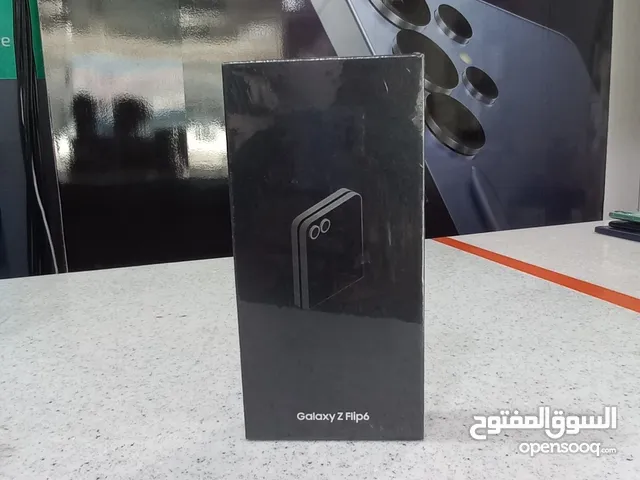 Samsung Galaxy Z Flip6 256 GB in Muscat