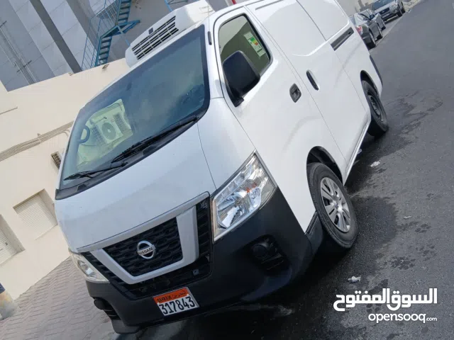 للبيع باص نيسان  ثلاجة موديل 2021