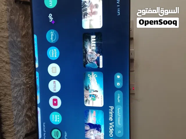 شاشة جديدة وسوني فور مع اكسسوارات شوف الوصف قابل لي التفاوض