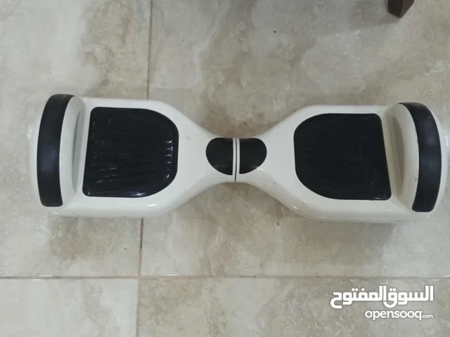 Hoverboard مع شاحن موجود شبه جديد