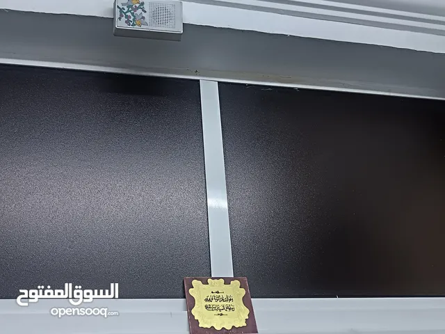 باب المنيوم عدد 2