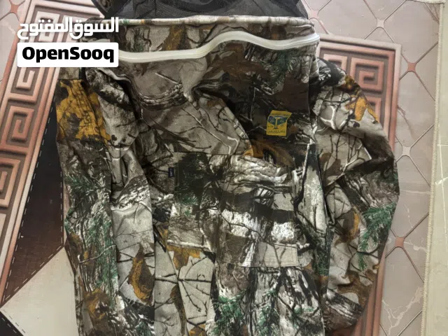 صناديق مناحل مع الاغراض
