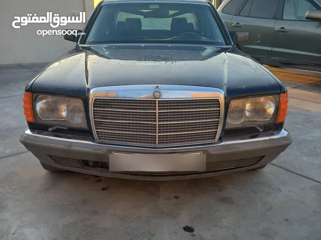 مرسيدس 1982