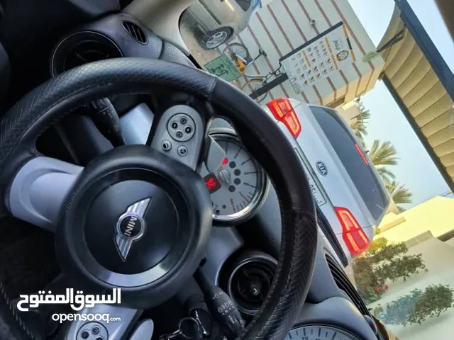 ميني كوبر موديل 2012 بحالة جيدة