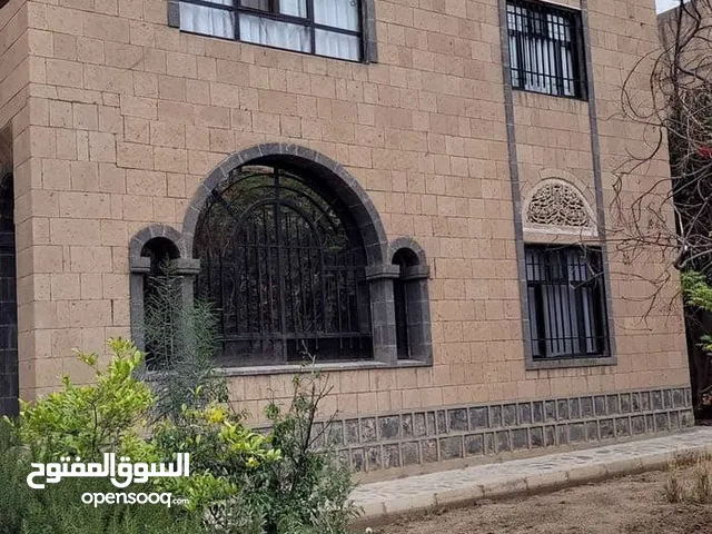 170 m2 More than 6 bedrooms Villa for Sale in Sana'a Western Geraf