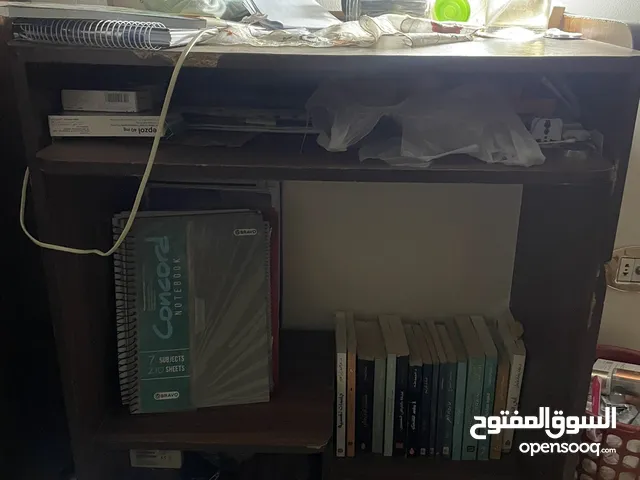 ترابيزة كمبيوتر خشب