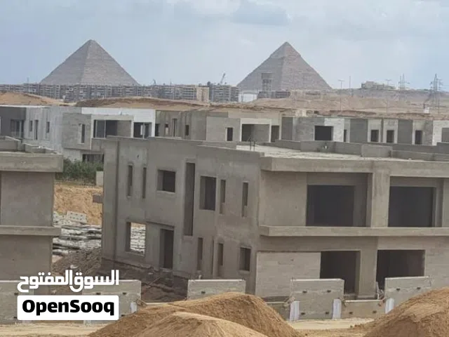 Townhouse Pyramids View In Hadaba By PRE