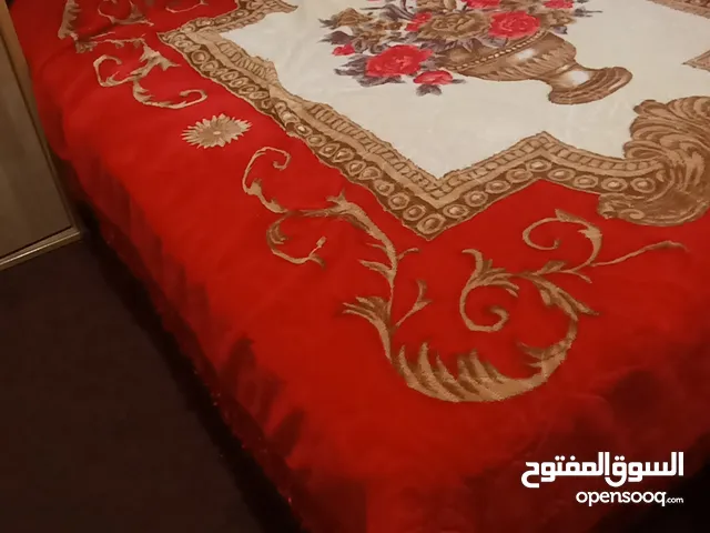 للبيع غرفه نوم بحالة جيدة
