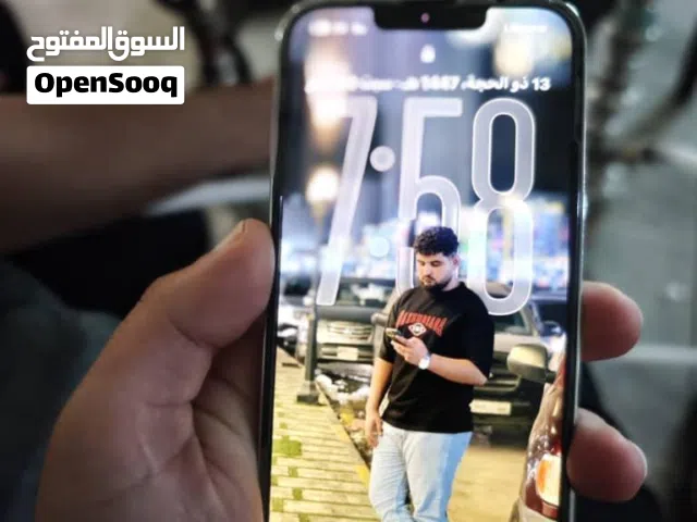 ايفون13 برو النقال مش مفتوح نضيف استعمال الله يبارك فيه بقعه في الشاشه ليها معاي سنتين ومتزيدك كبر