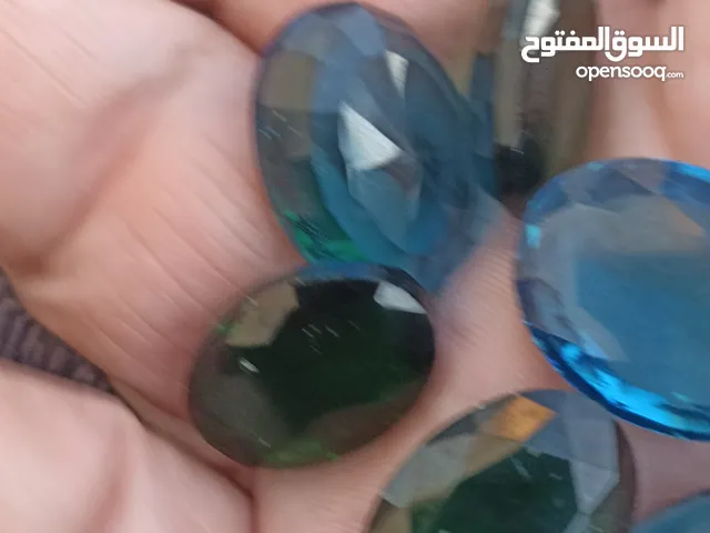 ياقوت فصوص اخضر وازرق