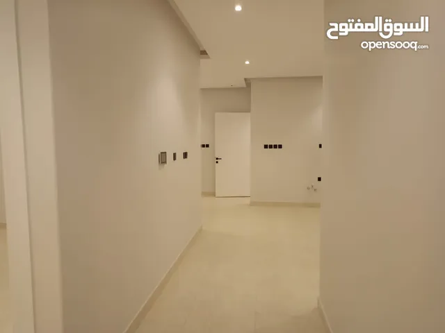 3080 m2 3 Bedrooms Apartments for Rent in Al Riyadh Al Yasmin