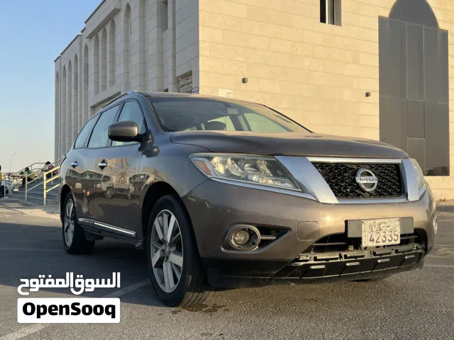 2014 نيسان باثفايندر SV