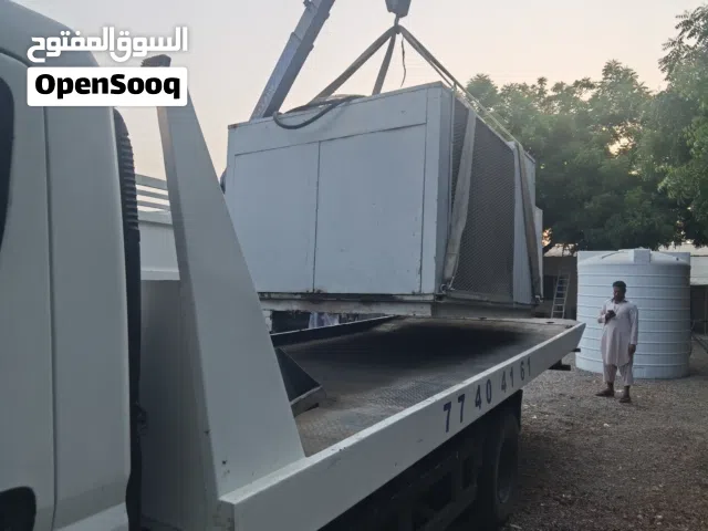رافعه في صحم او صحار لنقل المعدات و القوارب و السيارات لجميع مناطق السلطنه
