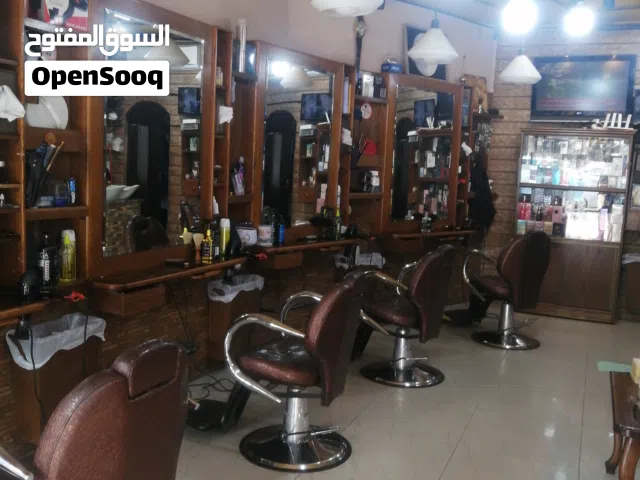 صالون نائل للرجال، خدمة مميزة وبتعرف نعطي اقتراحات لتكون دائما اجمل ، ممكن تغيير بسيط بقرق للأجمل