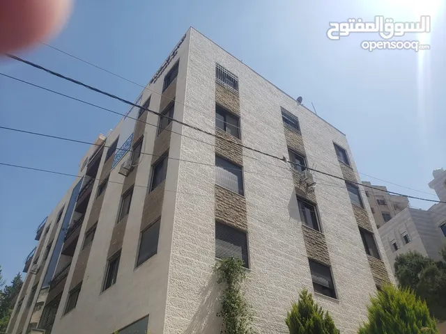 135 m2 3 Bedrooms Apartments for Sale in Amman Hay Al Rahmanieh