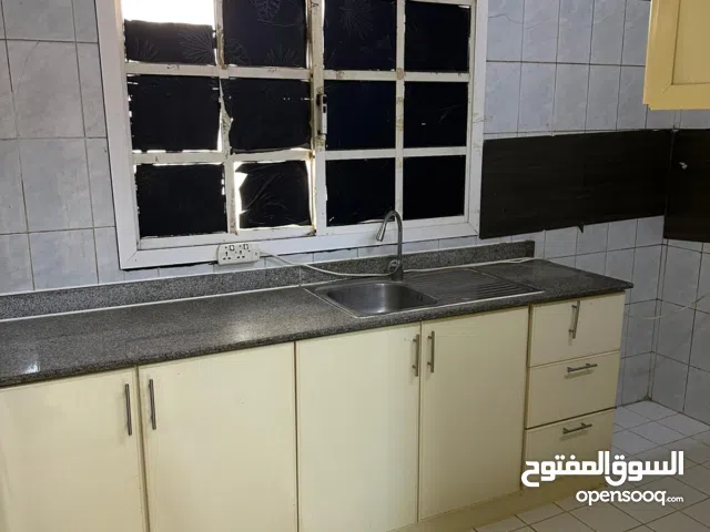 2 bedrooms for rent near nesto east riffa with ewa