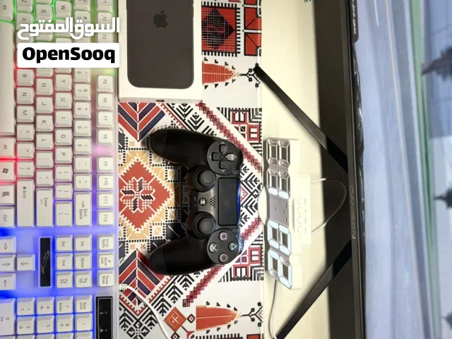 سلام عليكم عندي سوني 4 نضيف فى قمت الإنصافه +سبب البيع مليت من اسوني عشان جي ببيعه