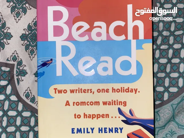 Reading book Beach Read by Emily Henry